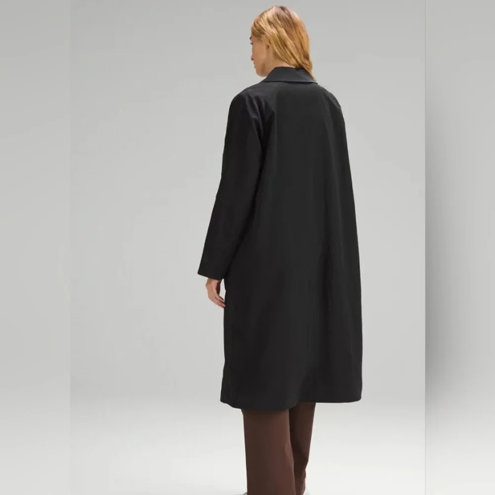 Lululemon Lightweight Collared A-Line Coat Size 12 in Black - Picture 2 of 13